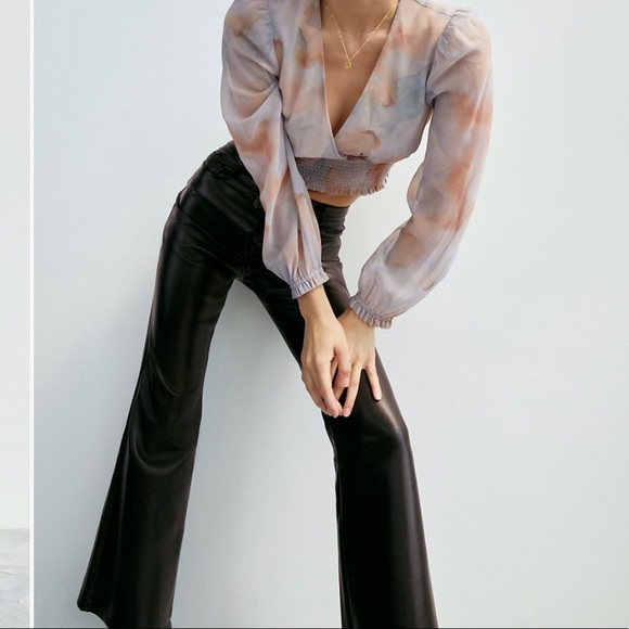 Aritzia Wilfred Melina Flare Vegan Leather Pant - Picture 3 of 6